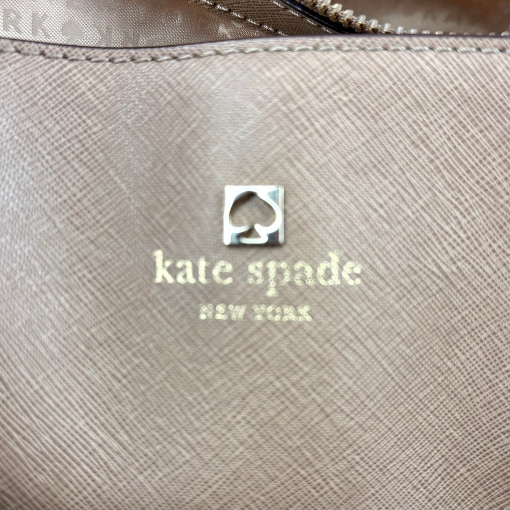 Kate Spade New York Saffiano Leather Tote Bag Taupe Tan Gold Hardware - Picture 15 of 15